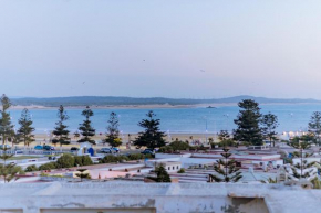 Giraffe Hostel-Sea view Rooftop